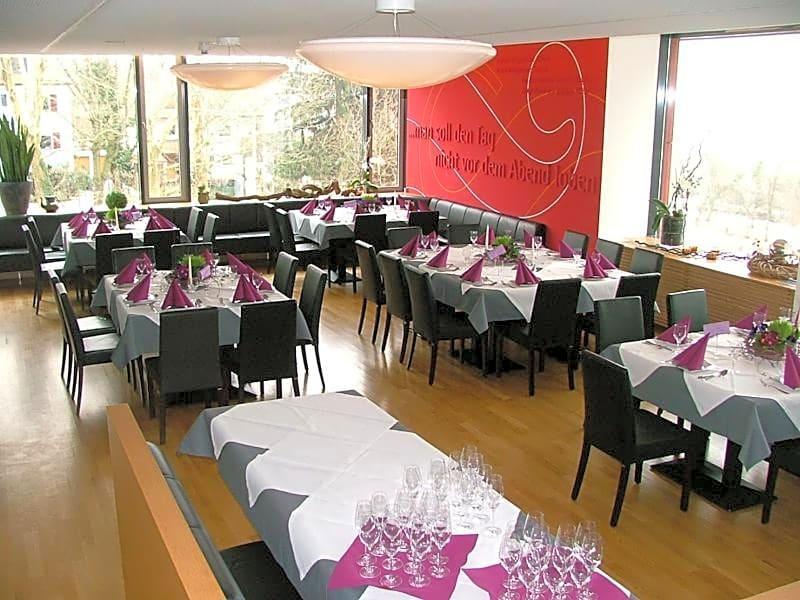 Parkhotel Schillerhv?he image