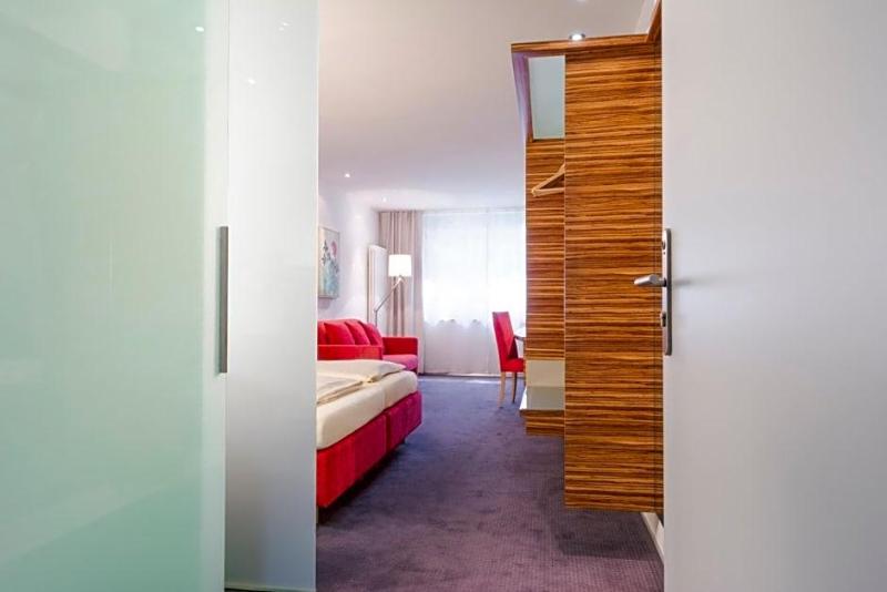 Parkhotel Schillerhv?he image