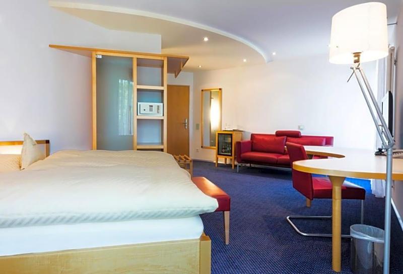 Parkhotel Schillerhv?he image