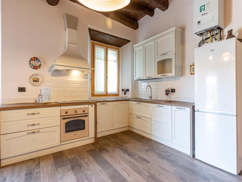 La Casa Del Mulino image