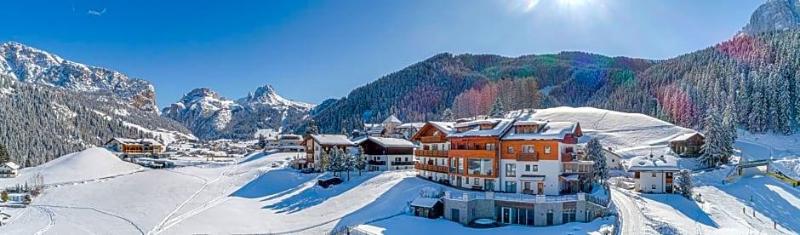 Hotel Chalet Dlaces image