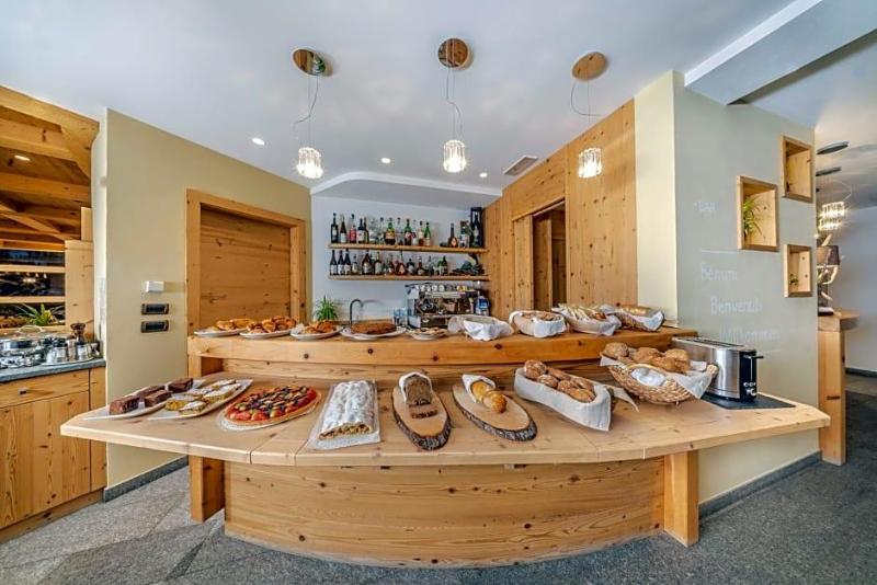 Hotel Chalet Dlaces image