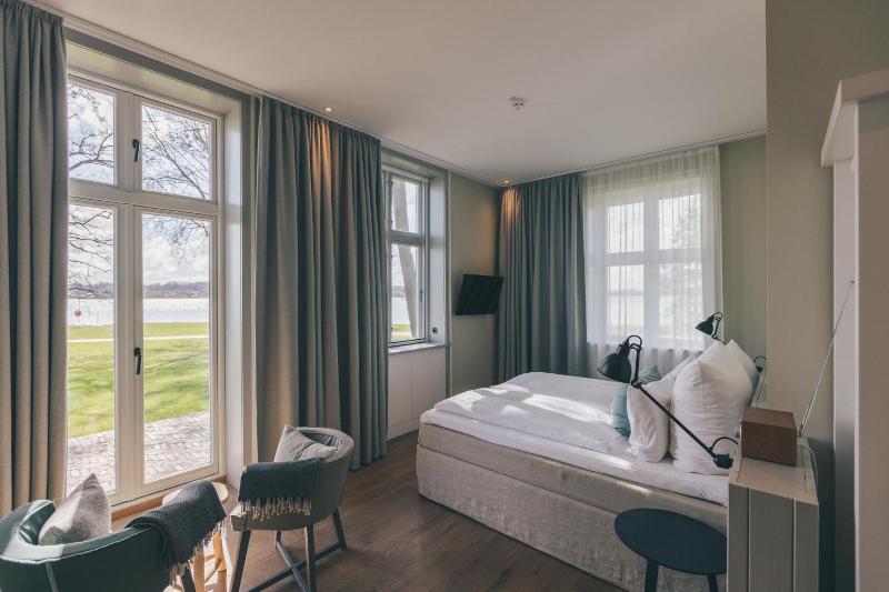 Hotel Strandleben image