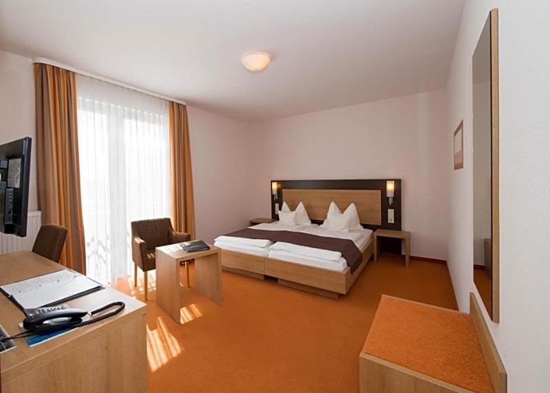 Landhotel Hopp Garni image