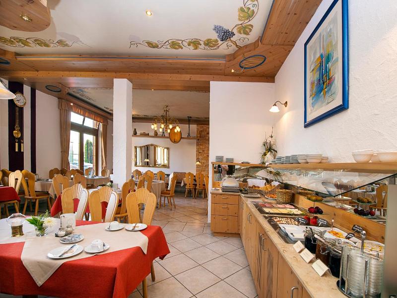 Landhotel Hopp Garni image