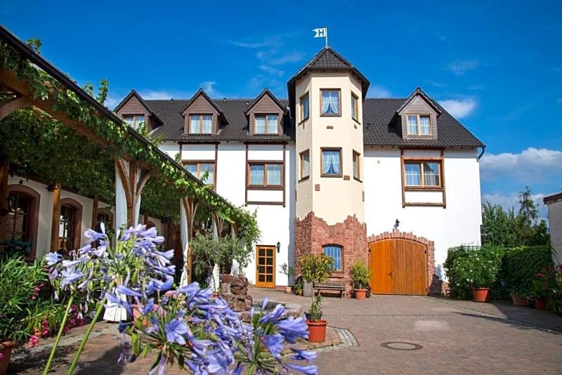 Landhotel Hopp Garni image