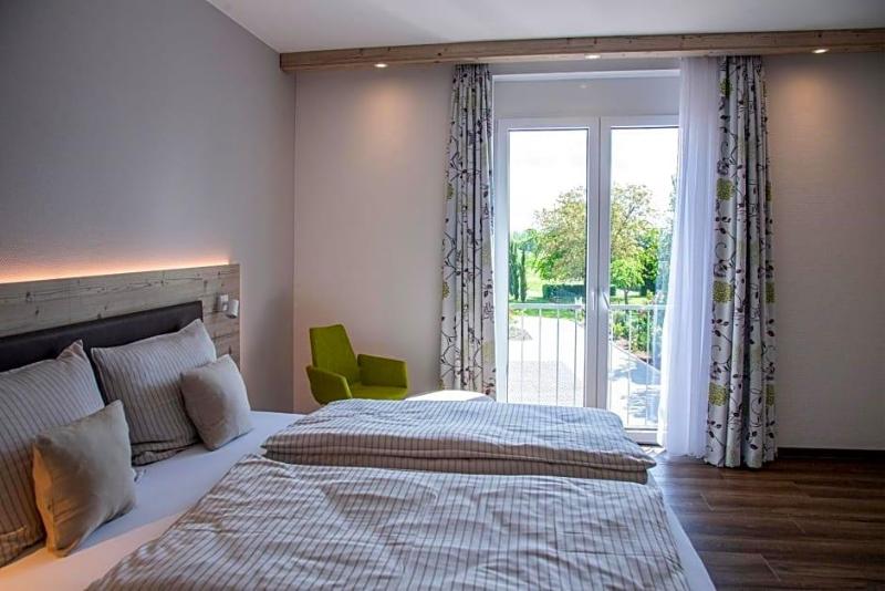 Landhotel Hopp Garni image