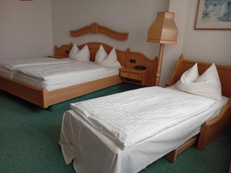 Landhotel Hopp Garni image