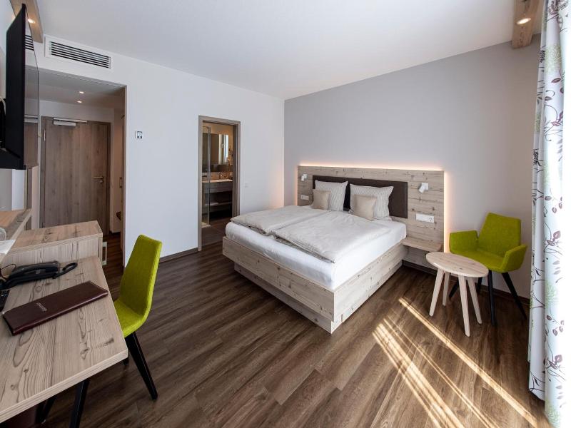 Landhotel Hopp Garni image