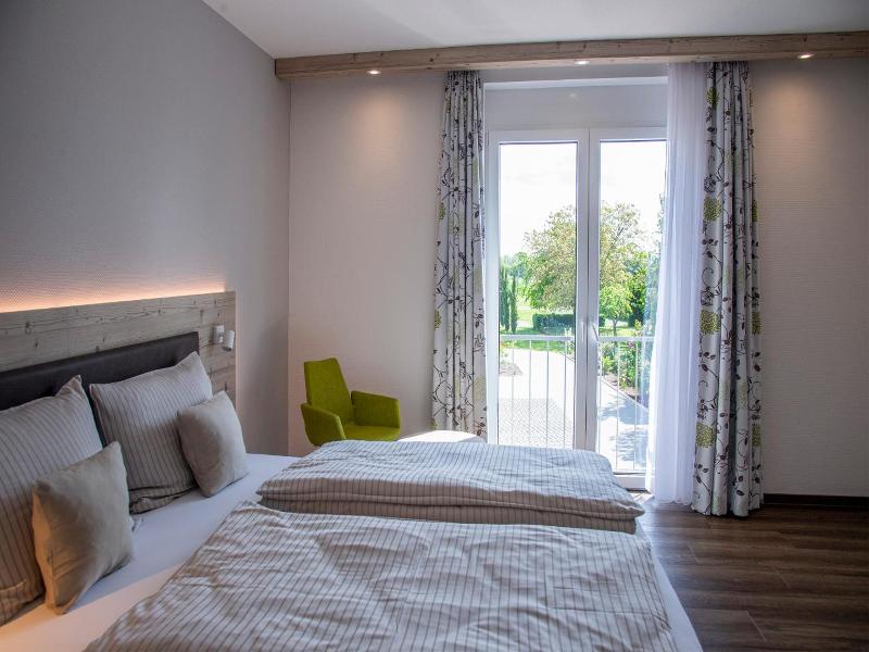 Landhotel Hopp Garni image