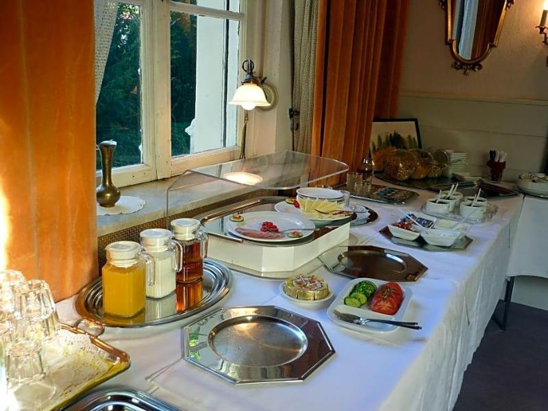Hotel Waldfriede image