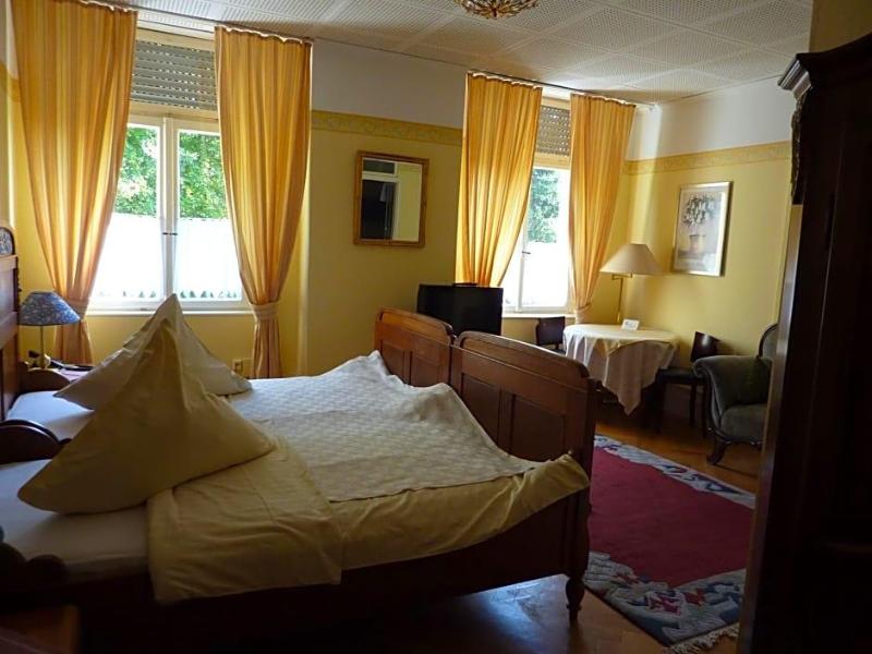 Hotel Waldfriede image