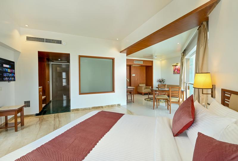 Hotel Mahraja Regency, Satara