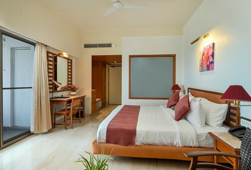 Hotel Mahraja Regency, Satara