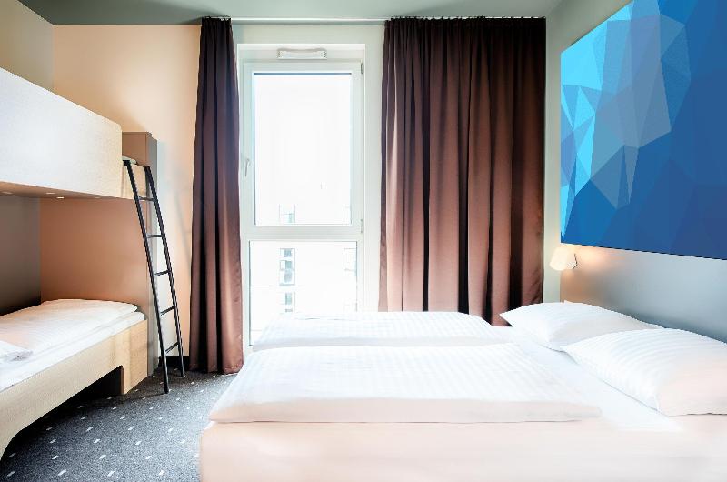 B&B HOTEL Aalborg image