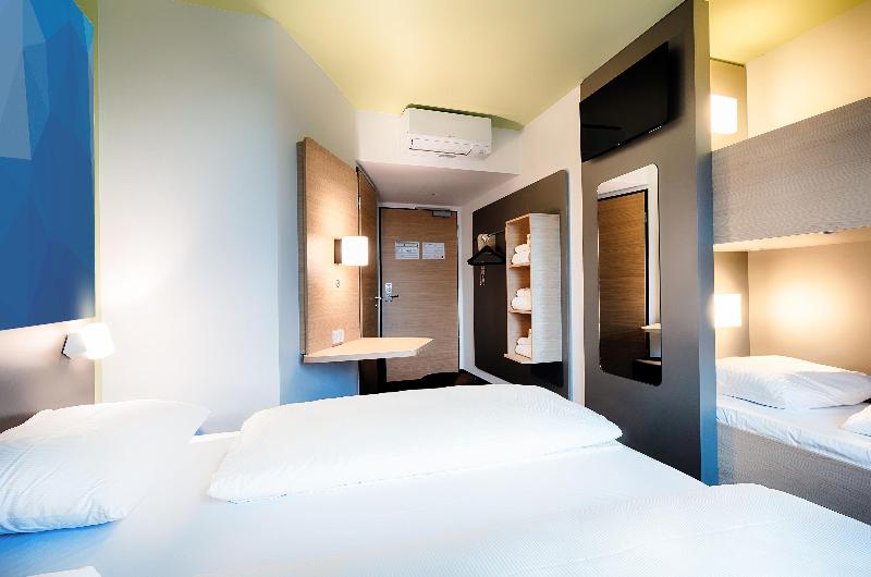 B&B HOTEL Aalborg image