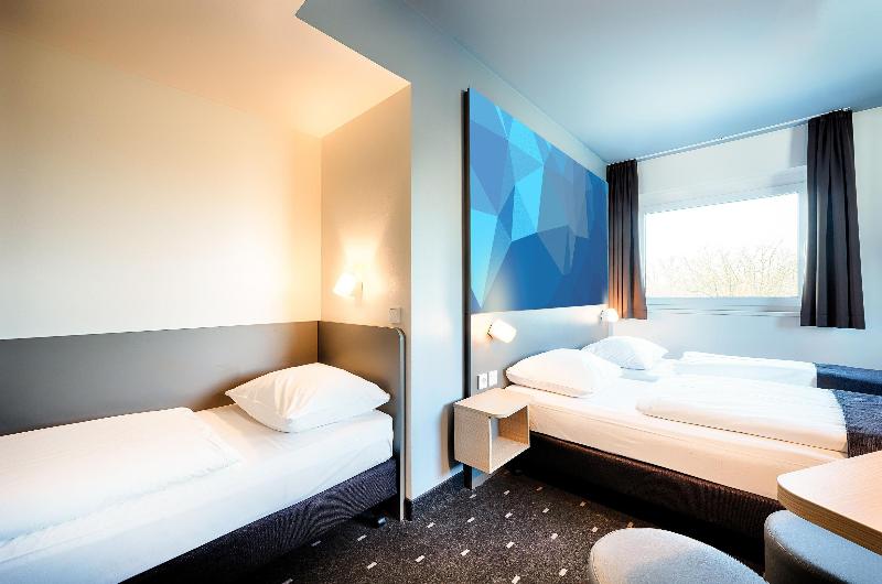 B&B HOTEL Aalborg image