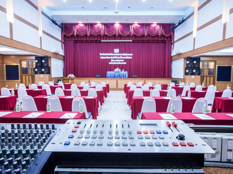 Juntra Resort image