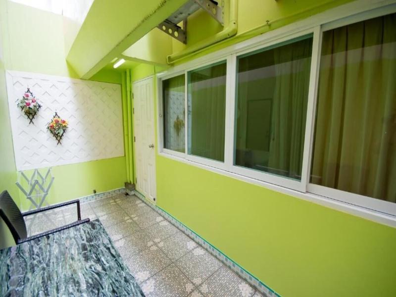 Maria Room For Rent image