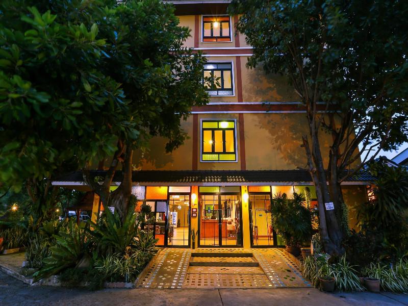 Boonme Heritage Hotel