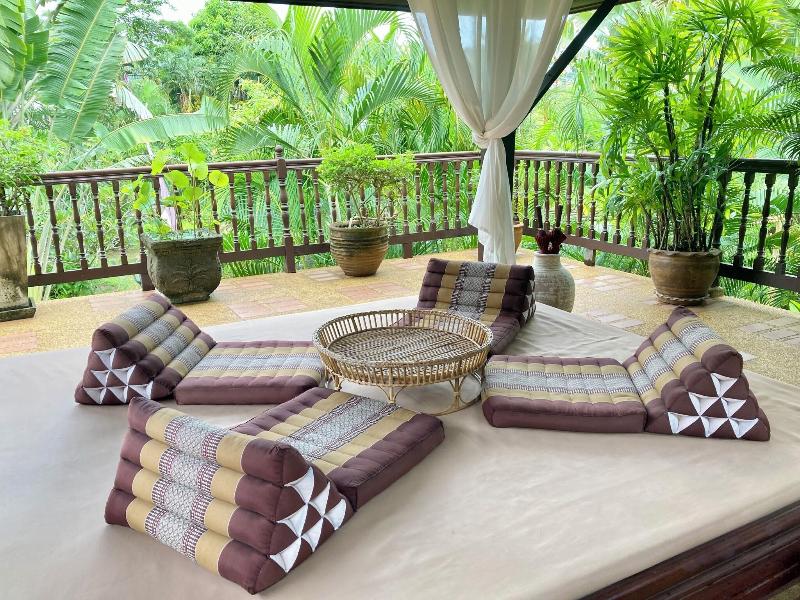 Ban Kaew Villas image