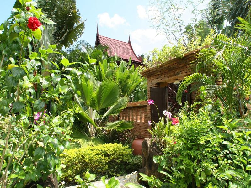 Ban Kaew Villas image