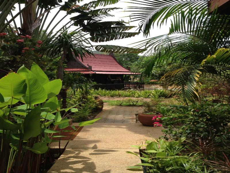 Ban Kaew Villas image