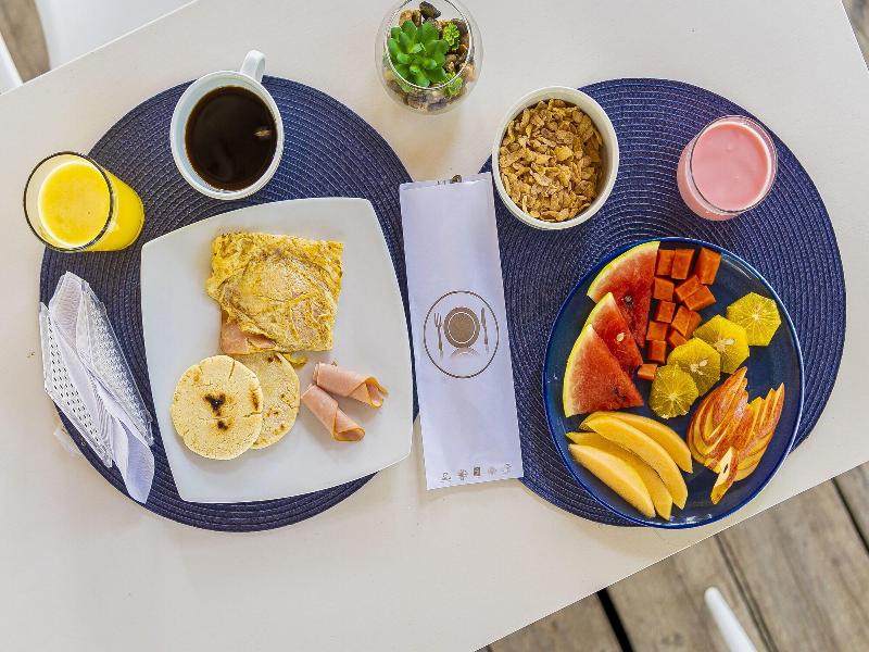 Marine Beach Club Hotel By Tequendama image