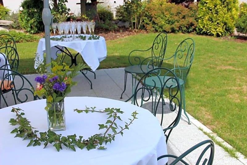 Hv¥tel Restaurant Oberlv© image