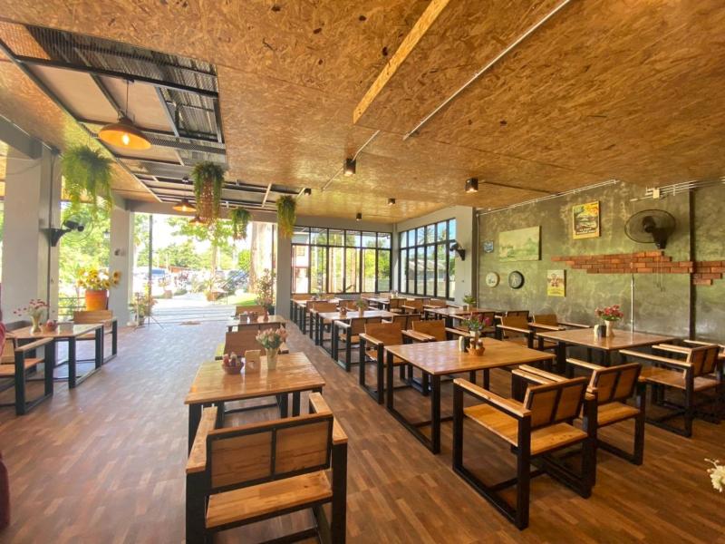 Riverside Hill Resort And Restaurant image