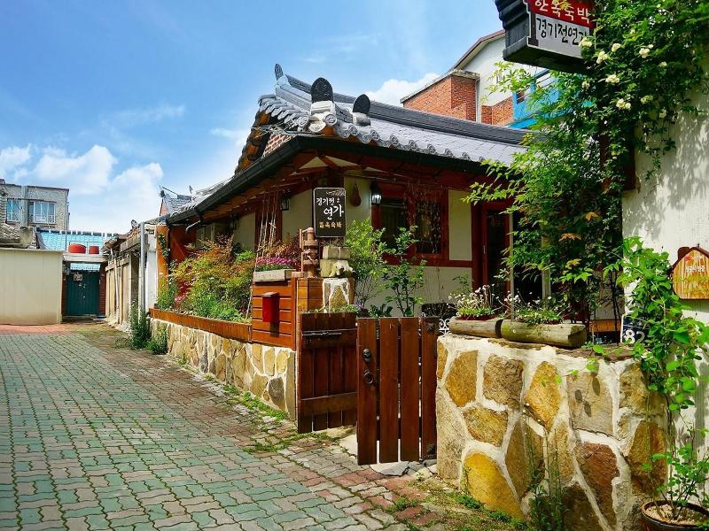 Jeonju Gyeonggijeonyeonga Hanogpensyeon