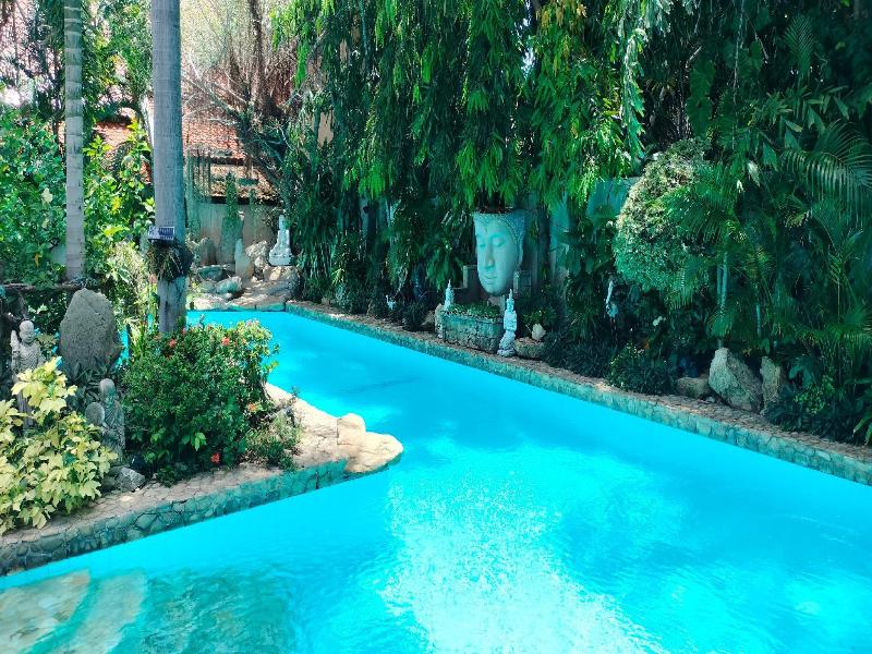 Le Prive image
