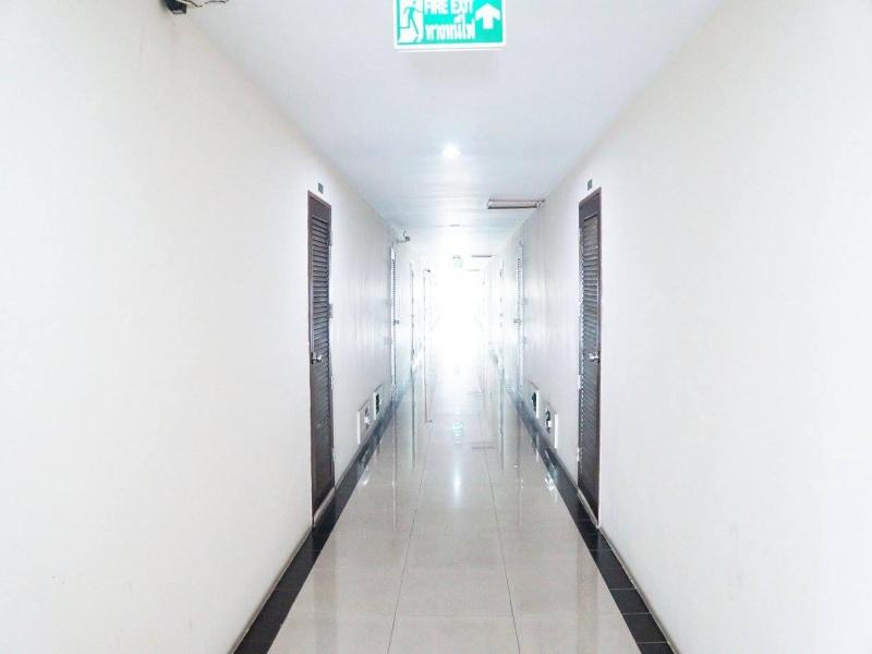 Charoenkrung Place image