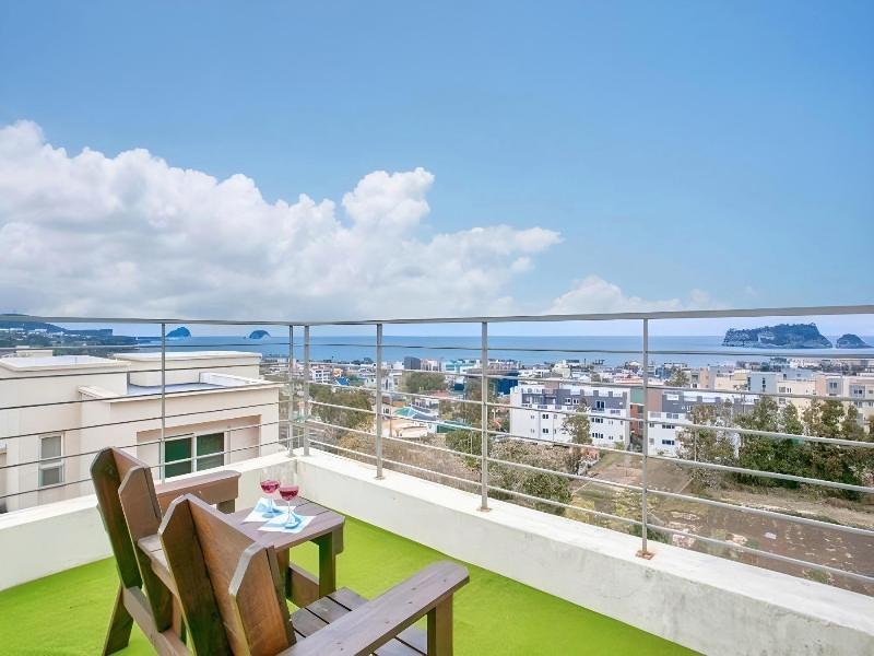 Jeju Ivy Terrace Pension — photo 17