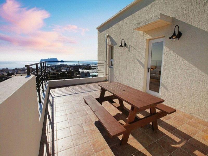 Jeju Ivy Terrace Pension — photo 14