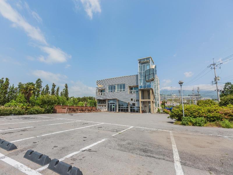 Seogwipo Lacomma Pension — photo 5