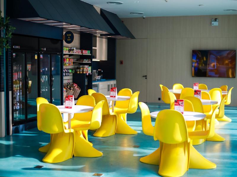 Go Hotel Si Racha At Central Si Racha image