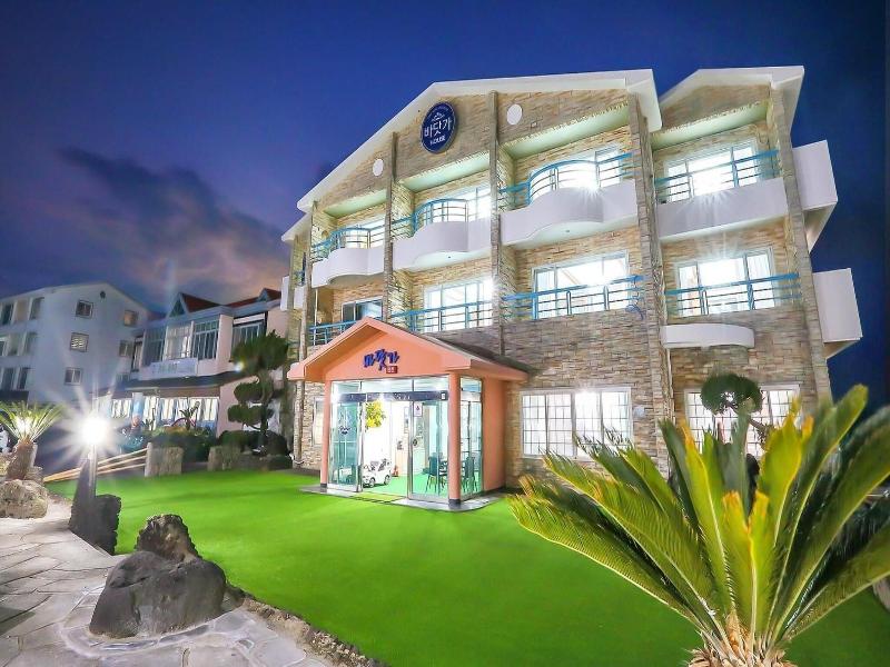 Jeju Kidsgajok Badatgahauseu