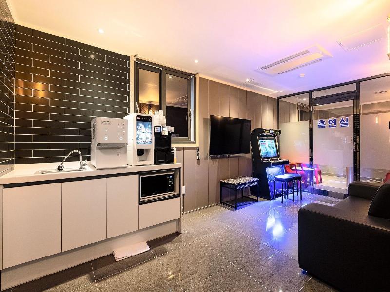 Pohang A1hotel Haedo image