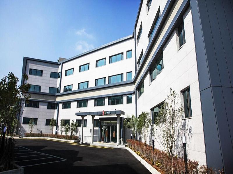 Ra Tourist Hotel