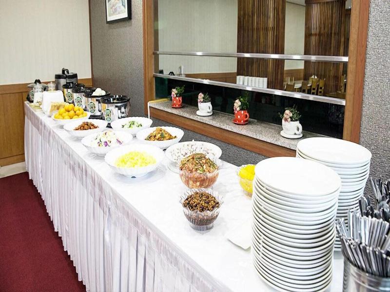 Ra Tourist Hotel