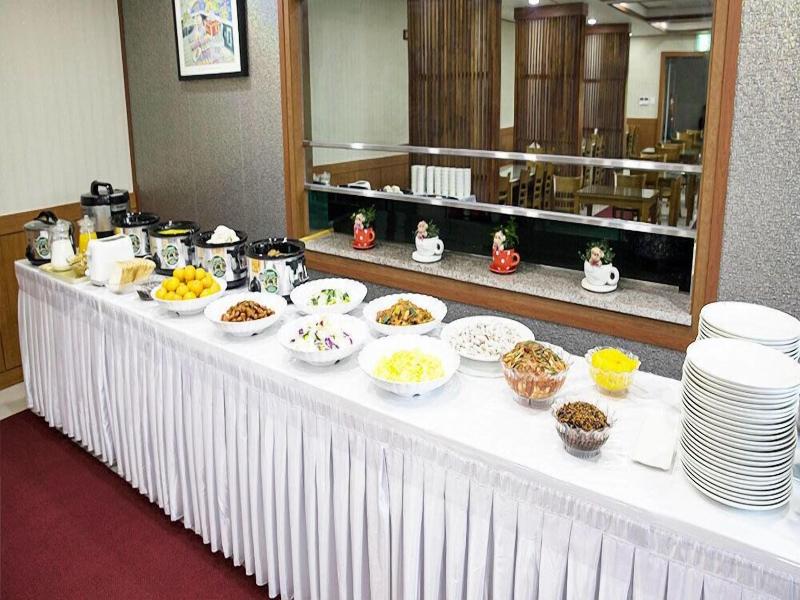 Ra Tourist Hotel