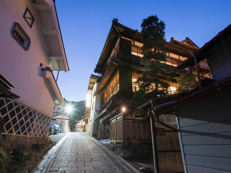 Tazawa Onsen Masuya Ryokan image