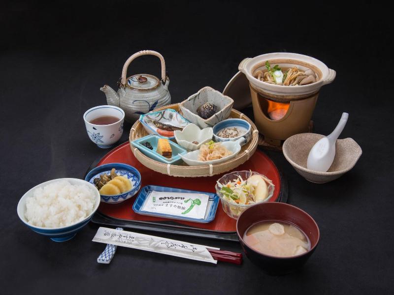 Tazawa Onsen Masuya Ryokan image