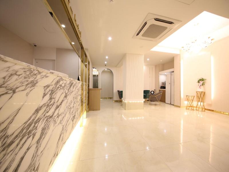 Den Basta Hotel image