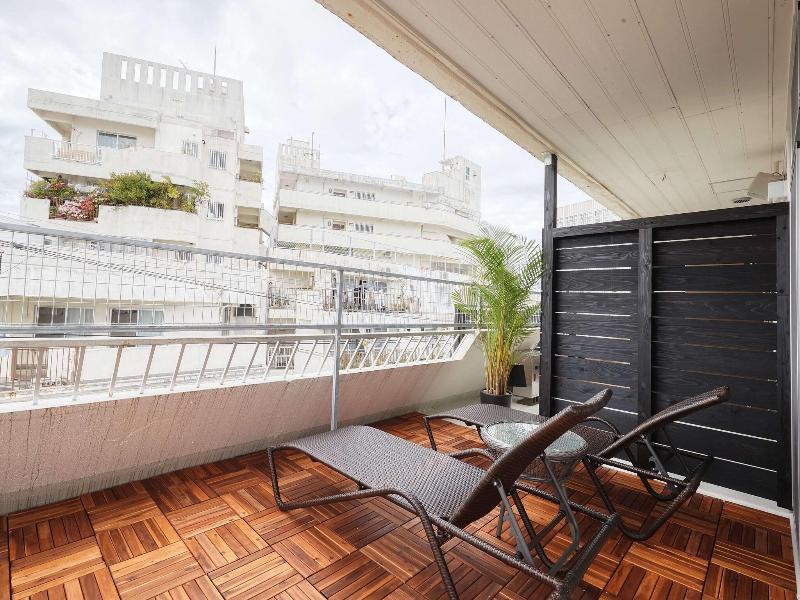 Cabin Hotel Constant Naha image