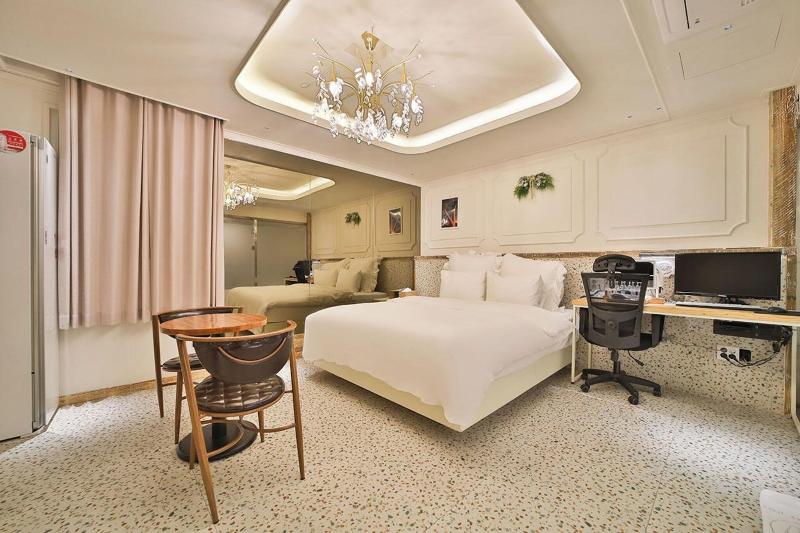 Hotel February Dongdaegu image