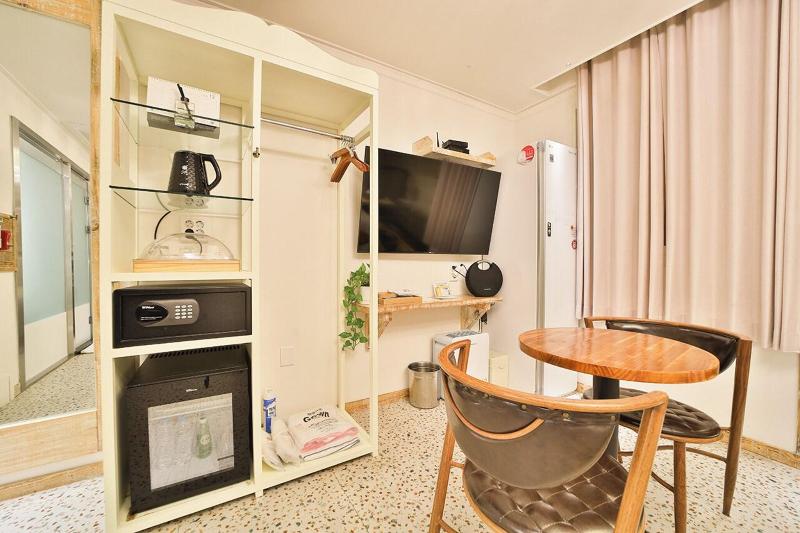 Hotel February Dongdaegu image