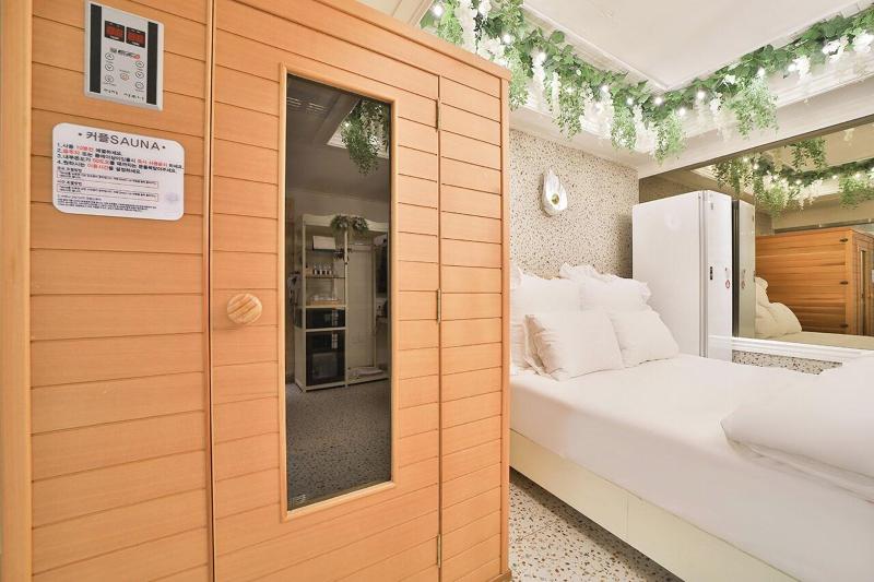 Hotel February Dongdaegu image