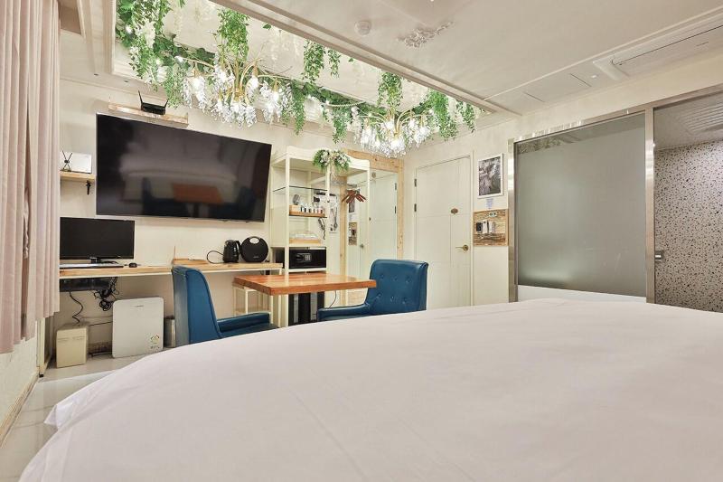 Hotel February Dongdaegu image